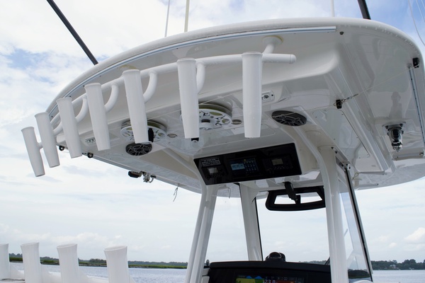 BIG DEAL 34ft Regulator Yacht For Sale