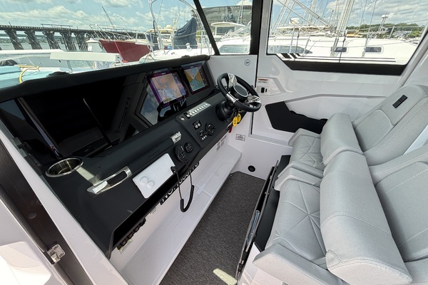 WEST WIND 29ft Axopar Yacht For Sale