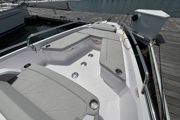 WEST WIND 29ft Axopar Yacht For Sale