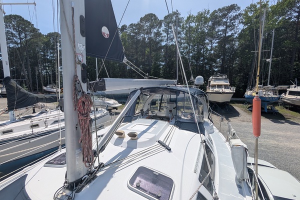 Dream Catcher 41ft Hunter Yacht For Sale