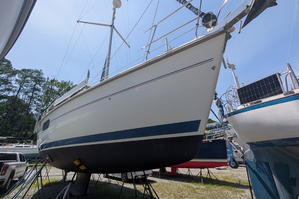Dream Catcher 41ft Hunter Yacht For Sale