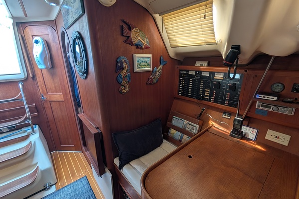 Dream Catcher 41ft Hunter Yacht For Sale