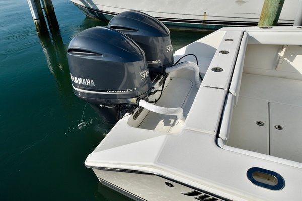 30ft Jupiter Yacht For Sale