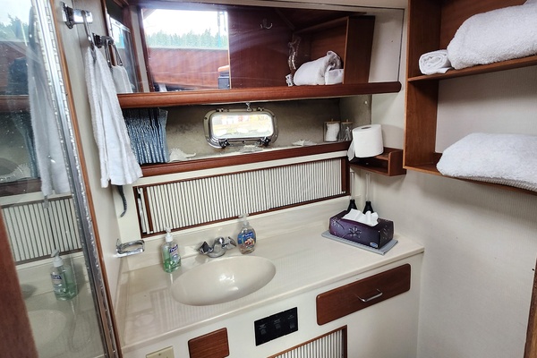 2nd Time Around 34ft Tollycraft Yacht For Sale