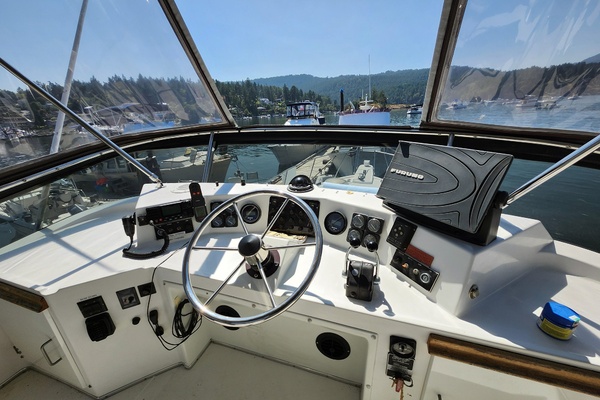 2nd Time Around 34ft Tollycraft Yacht For Sale