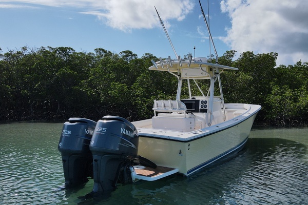 26ft Regulator Yacht For Sale
