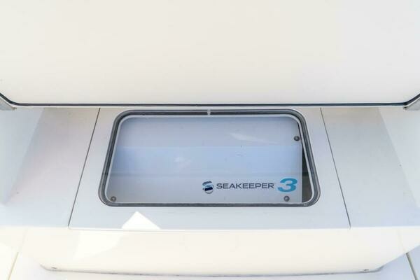 Scout 355 LXF Yacht For Sale