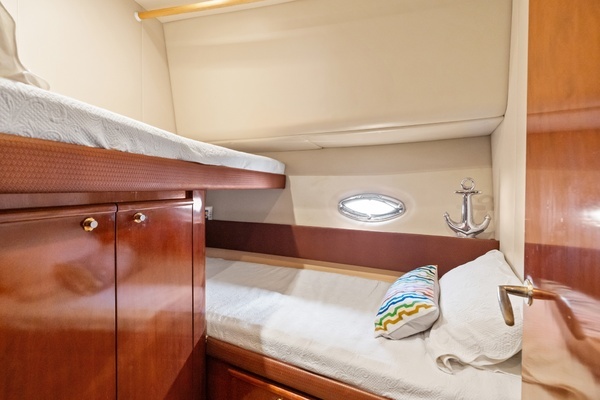 Meridian 580 Pilothouse Yacht For Sale