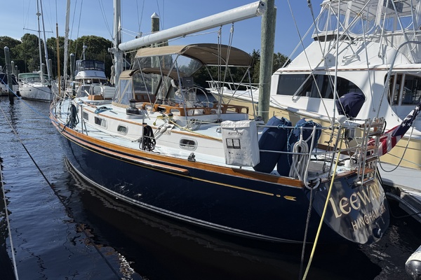 Leeward 41ft Bristol Yacht For Sale