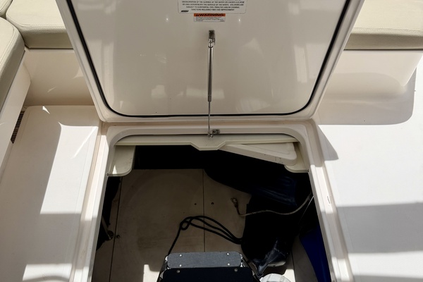 FAIS DO DO 41ft Pursuit Yacht For Sale