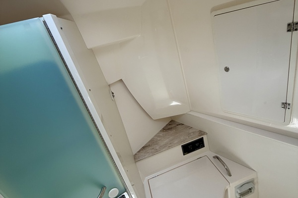 FAIS DO DO 41ft Pursuit Yacht For Sale