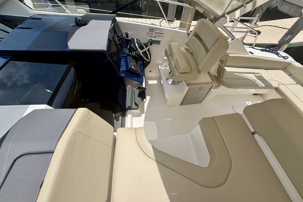 FAIS DO DO 41ft Pursuit Yacht For Sale