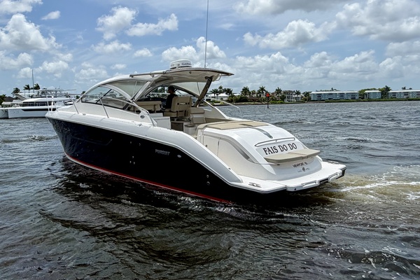 FAIS DO DO 41ft Pursuit Yacht For Sale