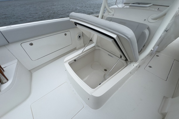 Flooring It 38ft Jupiter Yacht For Sale