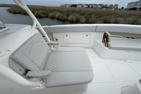 Flooring It 38ft Jupiter Yacht For Sale