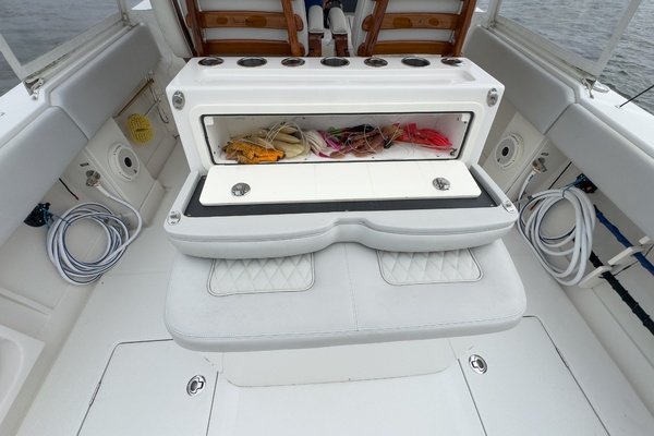 Flooring It 38ft Jupiter Yacht For Sale