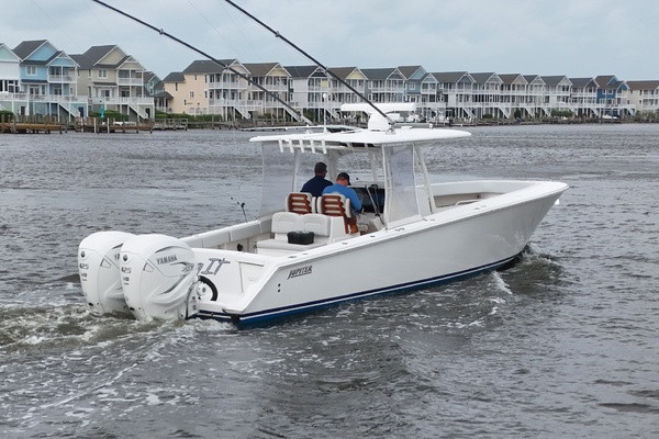 Flooring It 38ft Jupiter Yacht For Sale