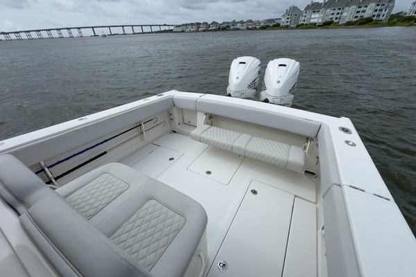 Flooring It 38ft Jupiter Yacht For Sale