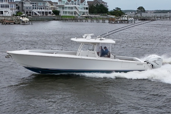 Flooring It 38ft Jupiter Yacht For Sale