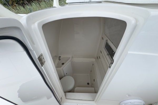 Flooring It 38ft Jupiter Yacht For Sale