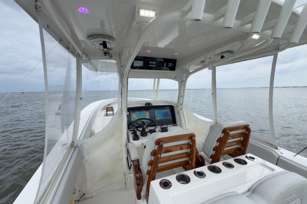 Flooring It 38ft Jupiter Yacht For Sale