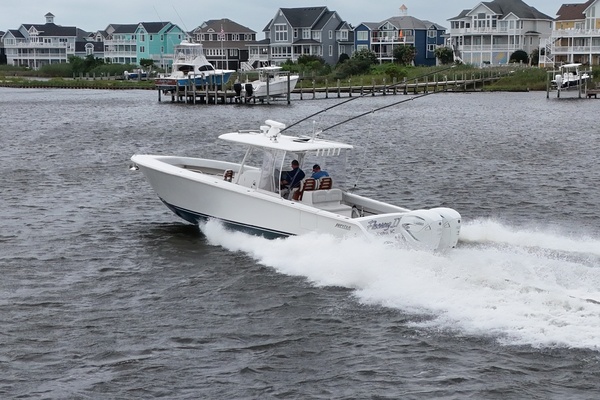Flooring It 38ft Jupiter Yacht For Sale