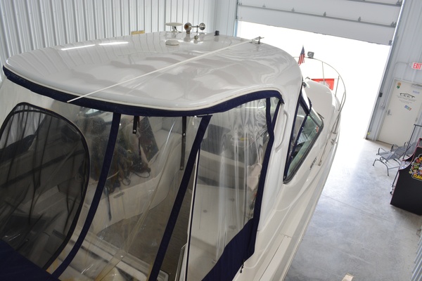 32ft Rinker Yacht For Sale