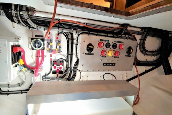 HERRING IMPAIRED 42ft Little Hoquiam Yacht For Sale