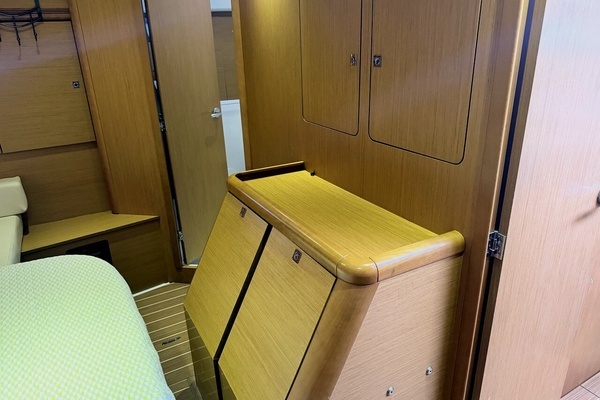 Jeanneau Sun Odyssey 45 DS Yacht For Sale