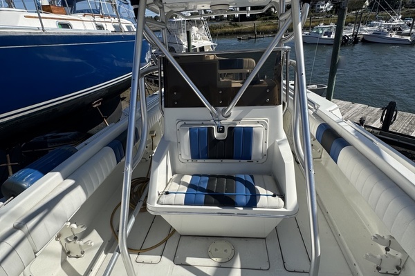 My Seaductress 33ft Donzi Yacht For Sale