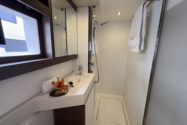 Caribbean Dream II 53ft Leopard Yacht For Sale
