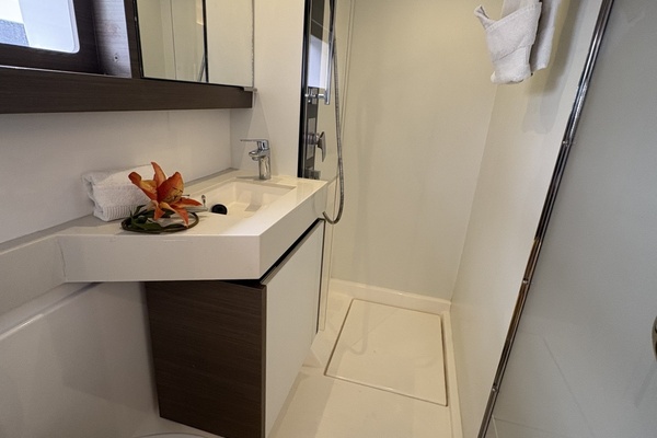 Caribbean Dream II 53ft Leopard Yacht For Sale
