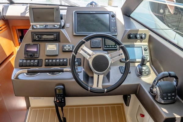 2015 Prestige 45