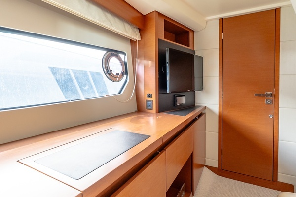 2015 Prestige 45