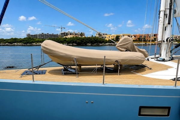 Photo of the 2016 Jeanneau 64 "Hindsight"