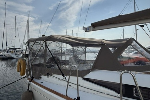 VALEO 40ft Jeanneau Yacht For Sale