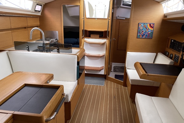 VALEO 40ft Jeanneau Yacht For Sale