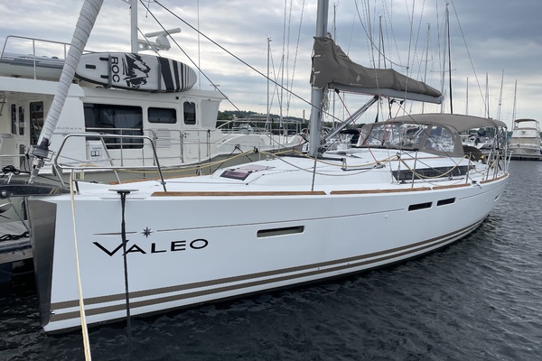 VALEO 40ft Jeanneau Yacht For Sale