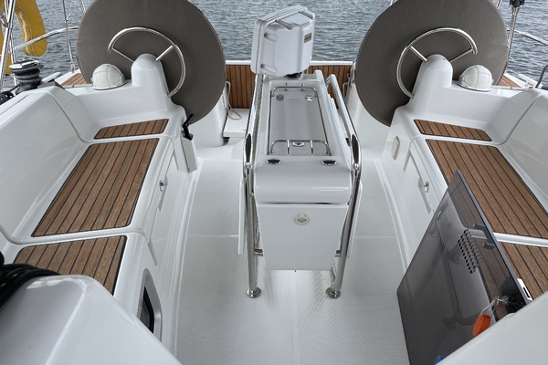 VALEO 40ft Jeanneau Yacht For Sale