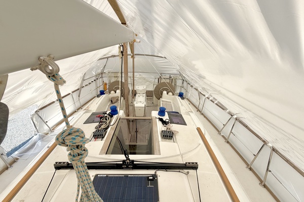CARA OF PORTSMOUTH 44ft Jeanneau Yacht For Sale