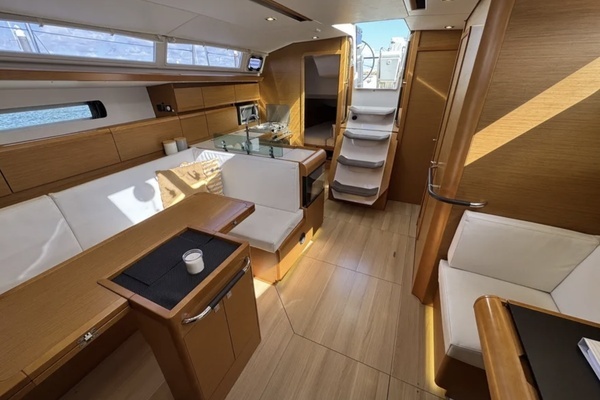 Jeanneau Sun Odyssey 449 Yacht For Sale