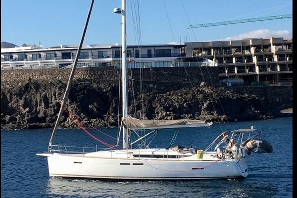 44-ft-Jeanneau-2016-Sun Odyssey 449-CARA OF PORTSMOUTH Deltaville Virginia United States  yacht for sale