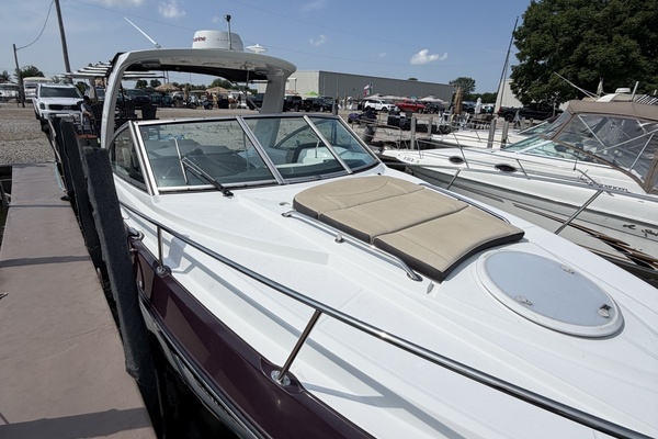 29ft Monterey Yacht For Sale