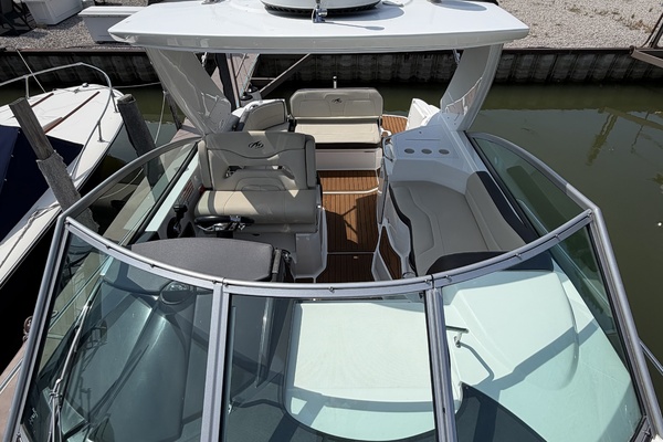 29ft Monterey Yacht For Sale