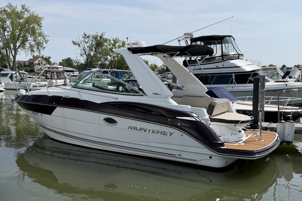 29ft Monterey Yacht For Sale