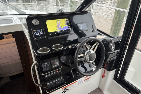 34ft Jeanneau Yacht For Sale
