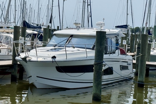 34ft Jeanneau Yacht For Sale