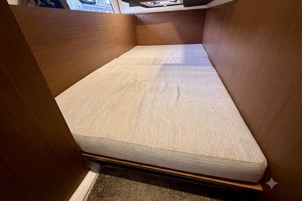 34ft Jeanneau Yacht For Sale