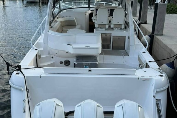 47ft Intrepid Yacht For Sale