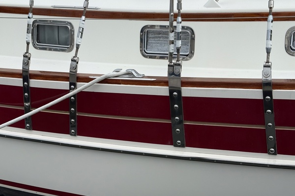 External Chainplates